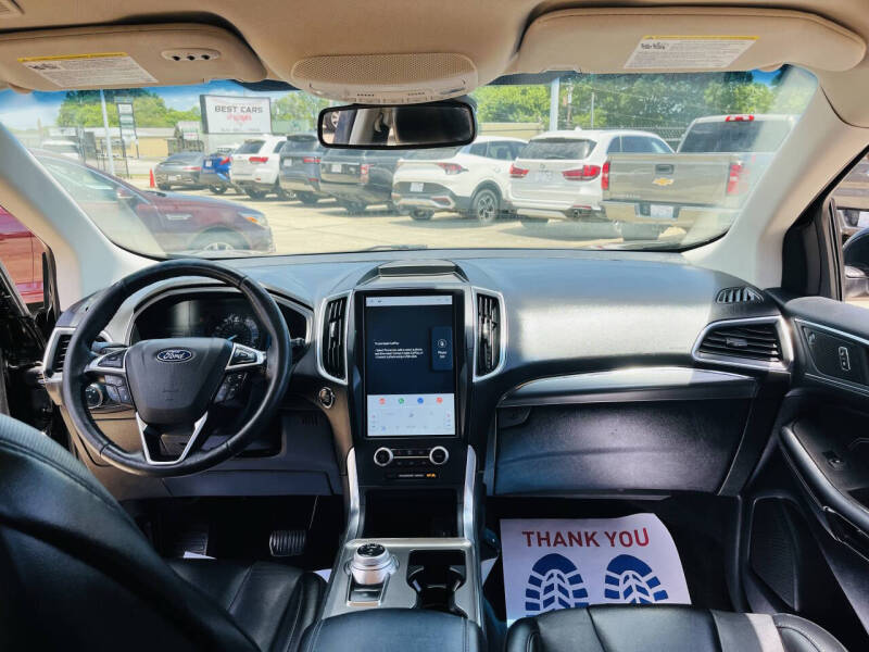 2022 Ford Edge Titanium