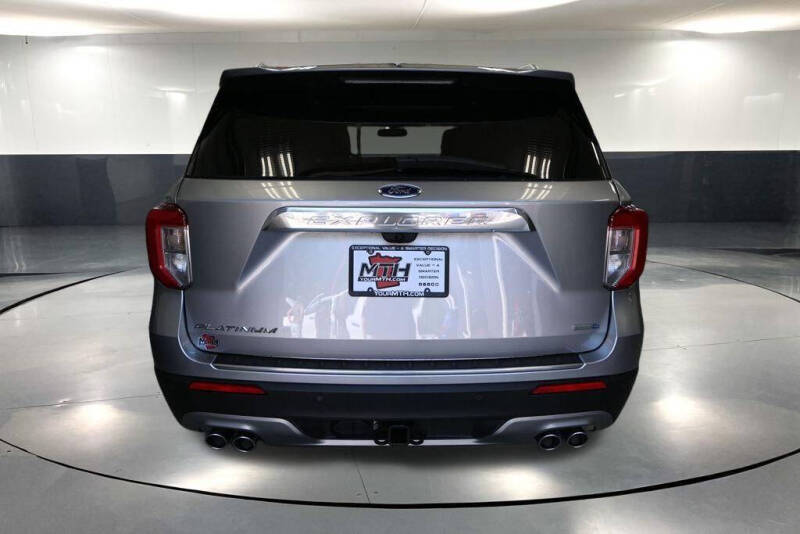 2020 Ford Explorer Platinum
