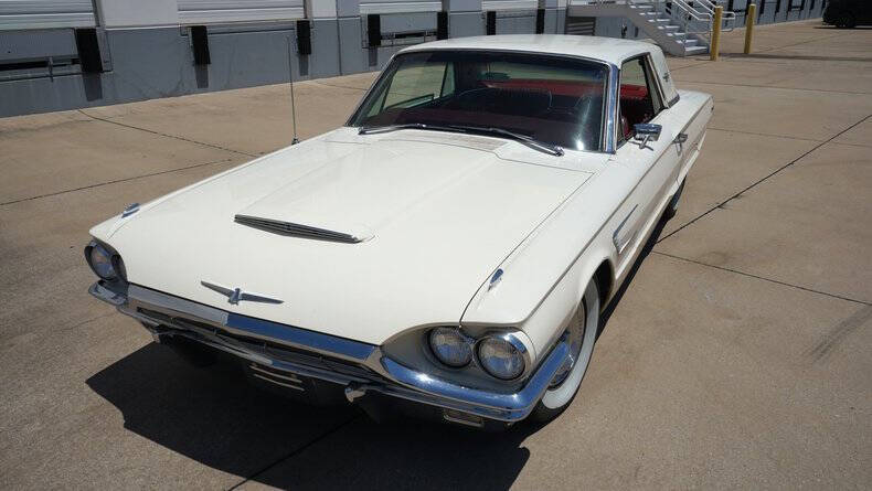 1965 Ford Thunderbird