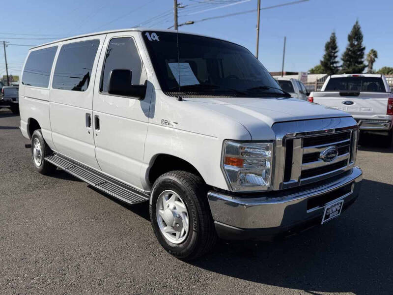 2014 Ford E-Series E-350 SD XLT