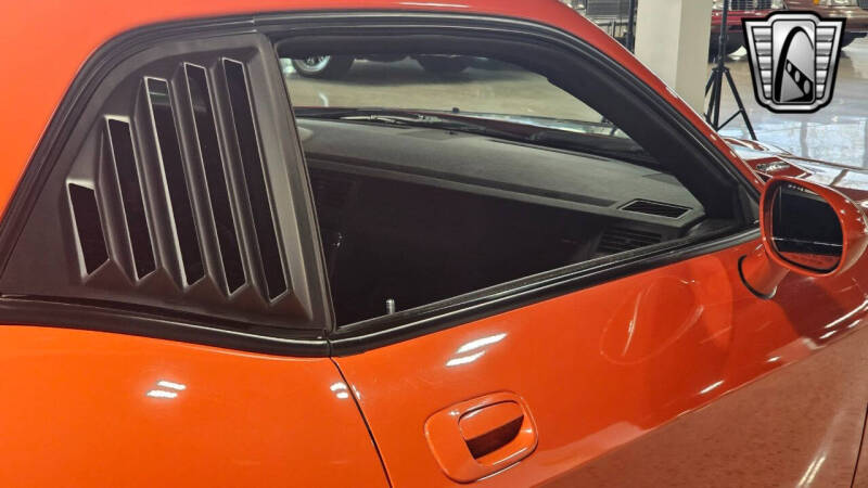 2009 Dodge Challenger SRT8