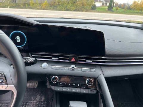 2024 Hyundai Elantra Limited