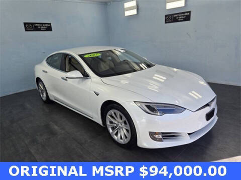 2017 Tesla Model S 90D