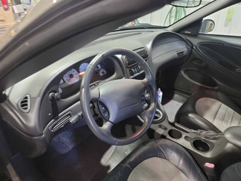 2001 Ford Mustang SVT Cobra