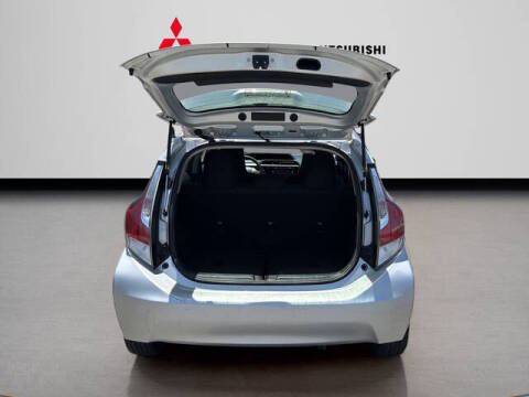 2015 Toyota Prius c One