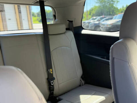 2011 GMC Acadia Denali