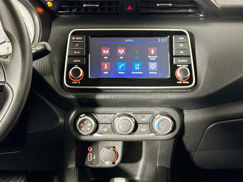 2023 Nissan Kicks S