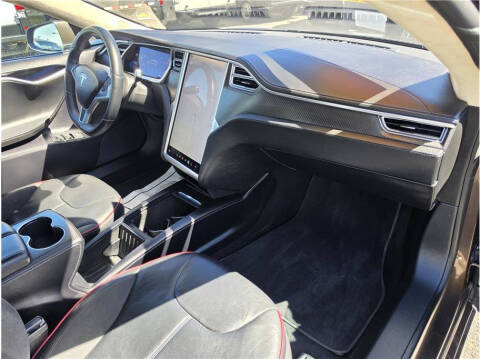 2013 Tesla Model S Performance