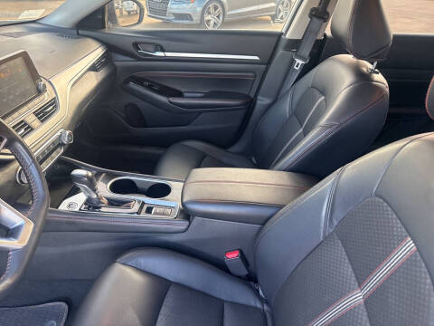2023 Nissan Altima 2.5 SR
