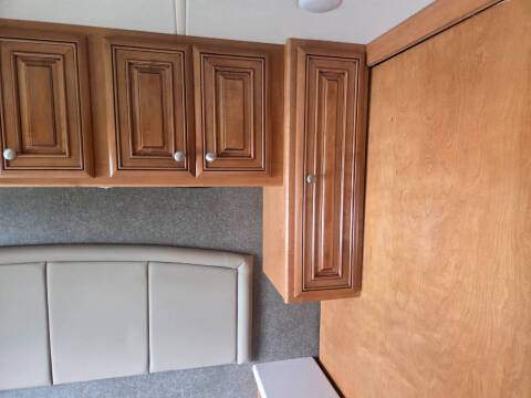 2017 Thor Motor Coach MIRAMAR 35.2
