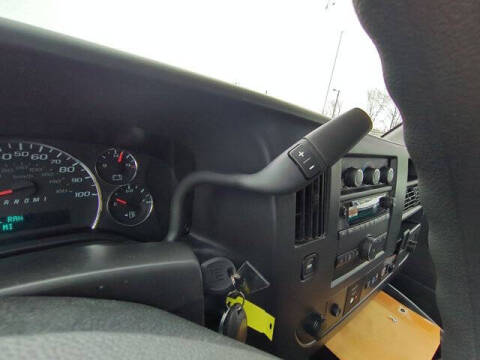 2025 Chevrolet Express 2500