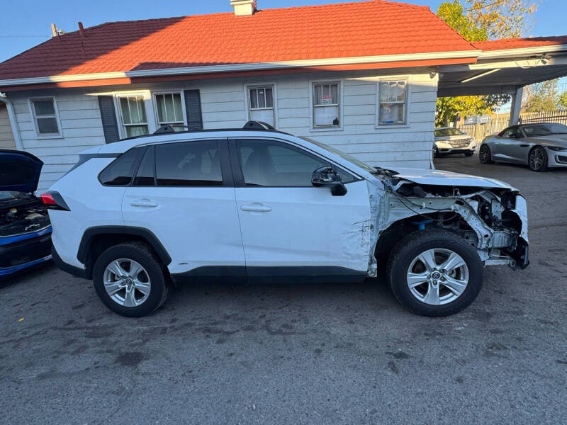 2020 Toyota RAV4 Hybrid LE
