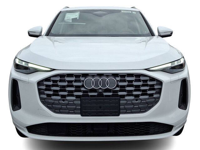 2025 Audi Q5 quattro Premium Plus TFSI