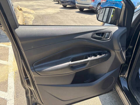 2016 Ford Escape S
