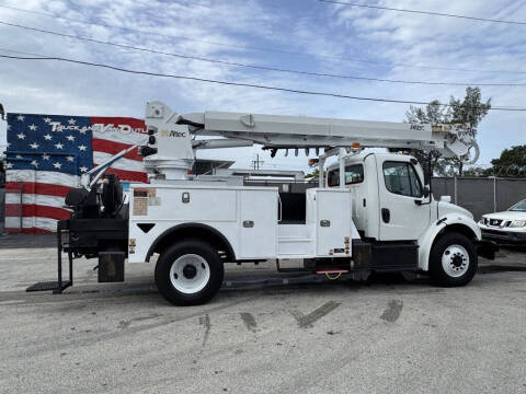 2015 Freightliner M2 106
