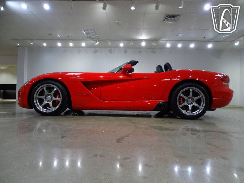 2003 Dodge Viper SRT-10