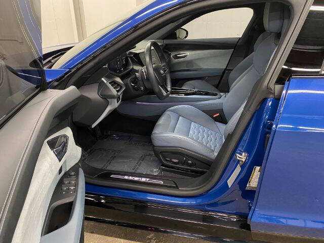 2022 Audi e-tron GT quattro Prestige