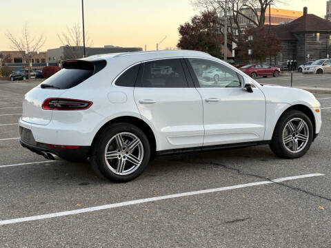 2015 Porsche Macan S