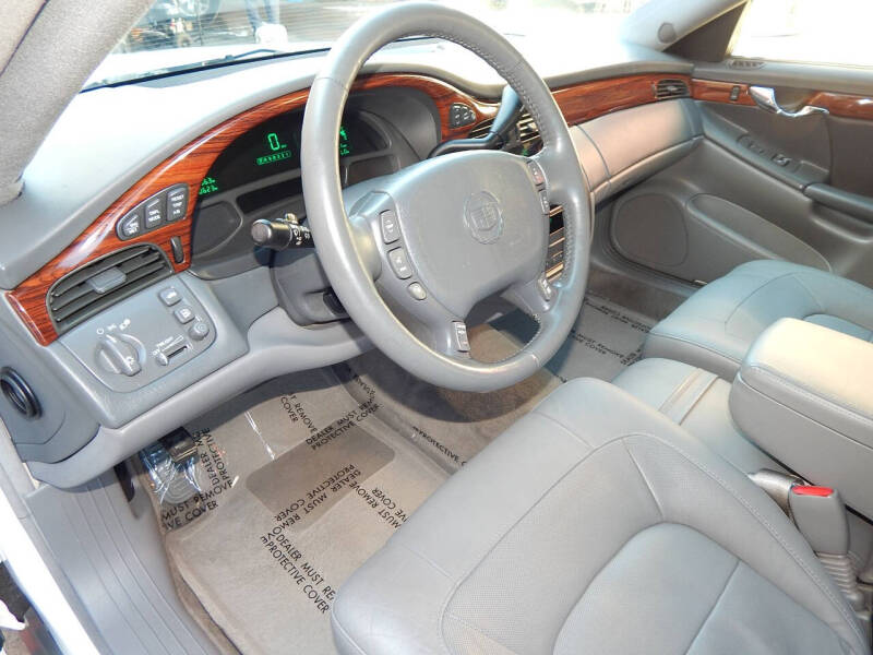 2004 Cadillac DeVille
