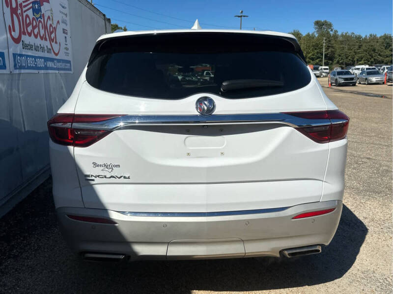 2020 Buick Enclave Essence