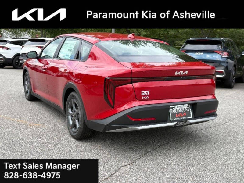 2025 Kia K4 LXS