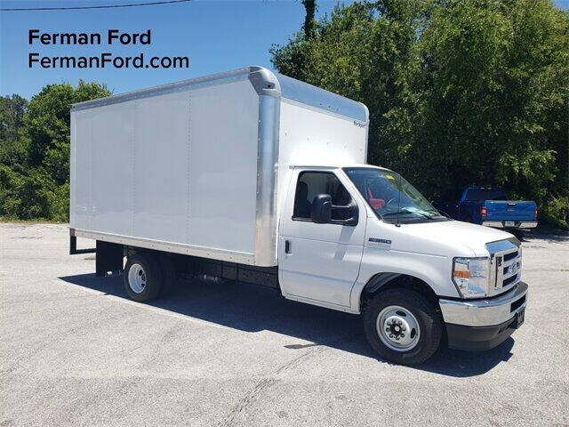 2022 Ford E-Series Chassis