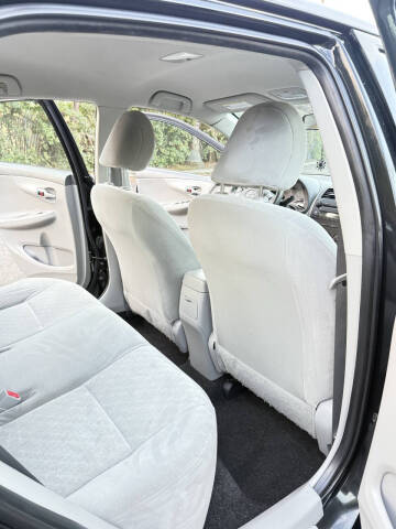 2009 Toyota Corolla LE