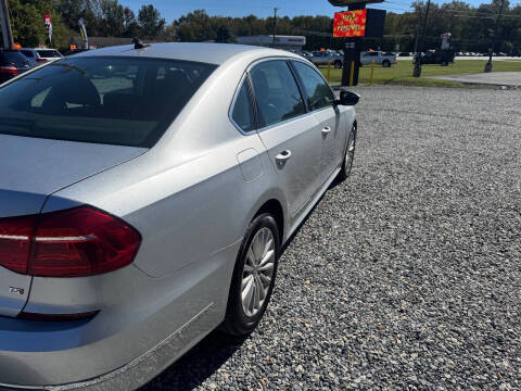 2016 Volkswagen Passat 1.8T SE