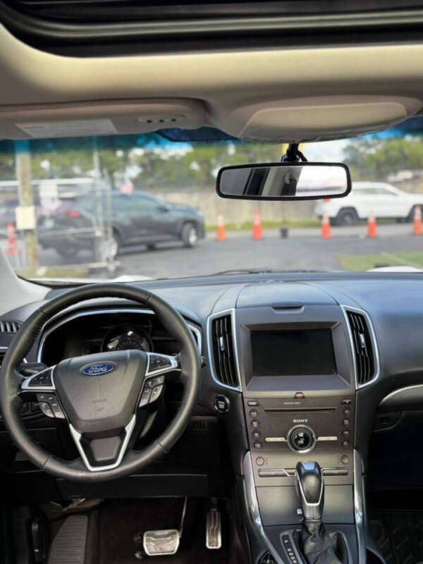 2016 Ford Edge Sport