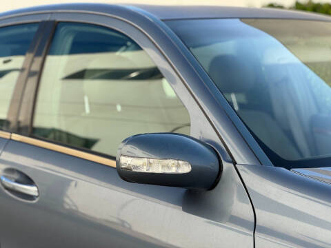 2004 Mercedes-Benz E-Class E 320