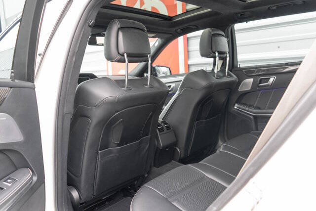 2014 Mercedes-Benz E-Class 25