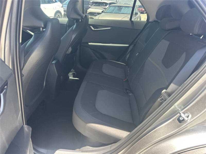 2026 Kia Niro LX