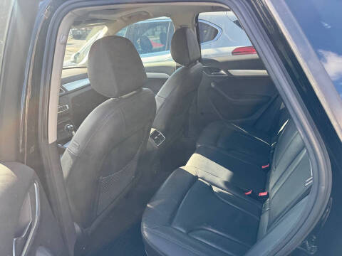 2015 Audi Q3 2.0T quattro Premium Plus