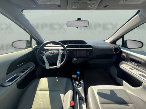 2013 Toyota Prius c Four