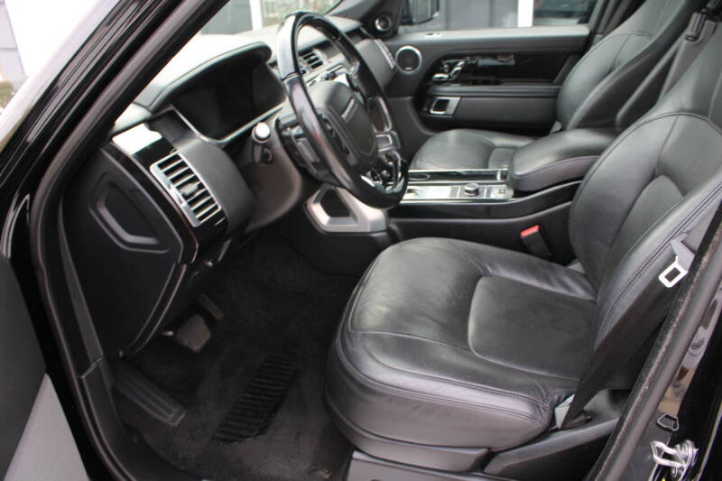 2020 Land Rover Range Rover P525 HSE