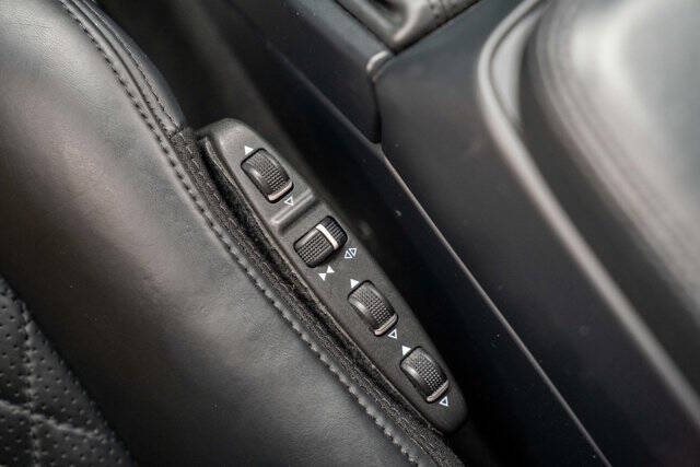 2017 Mercedes-Benz G-Class 32
