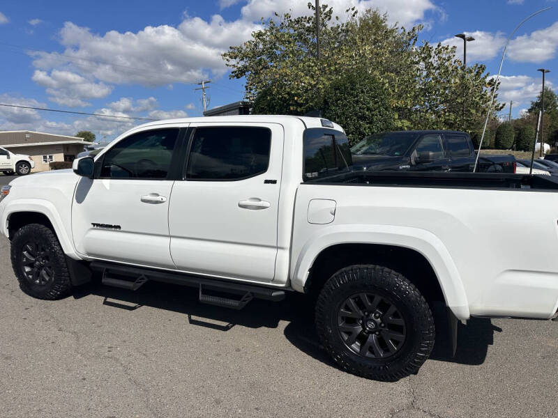2023 Toyota Tacoma SR5 V6