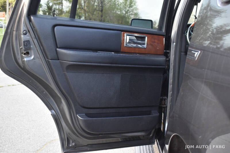 2017 Lincoln Navigator Select