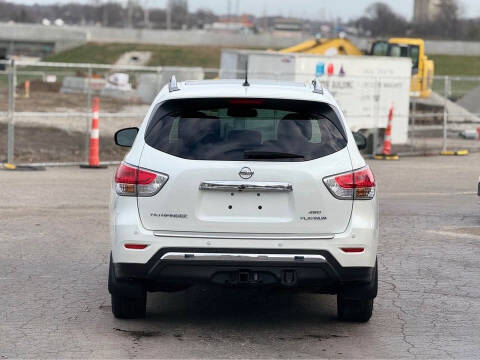 2016 Nissan Pathfinder Platinum