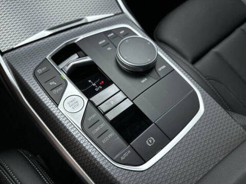 2025 BMW 3 Series 330i xDrive