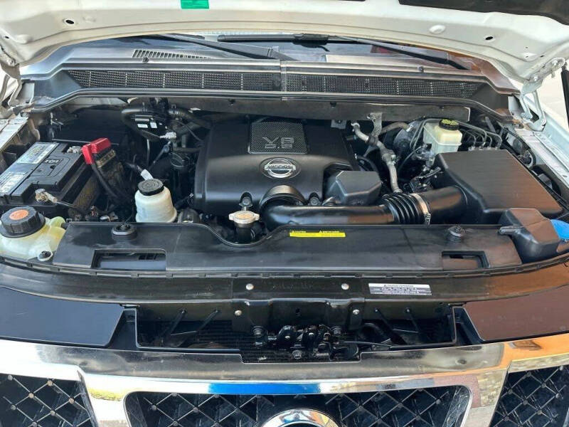 2014 Nissan Armada Platinum