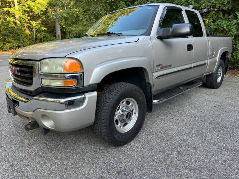 2004 GMC Sierra 2500HD for sale at iSellTrux in Hampstead NH