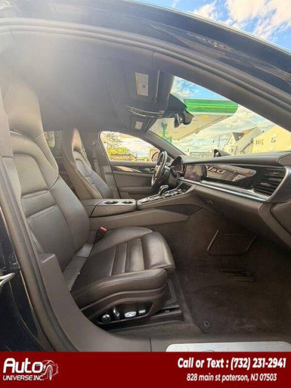 2017 Porsche Panamera