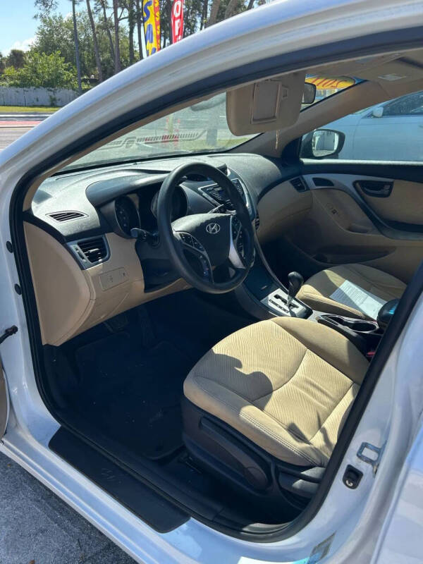 2011 Hyundai Elantra