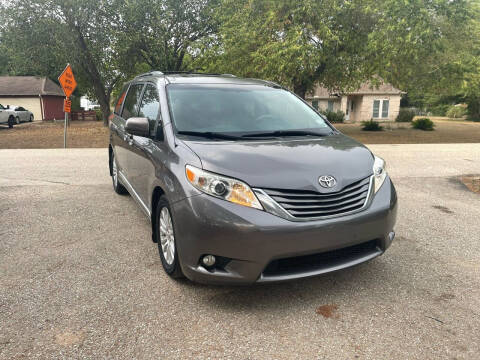 2013 Toyota Sienna for sale at Sertwin LLC in Katy TX