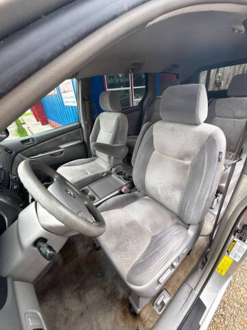 2006 Toyota Sienna