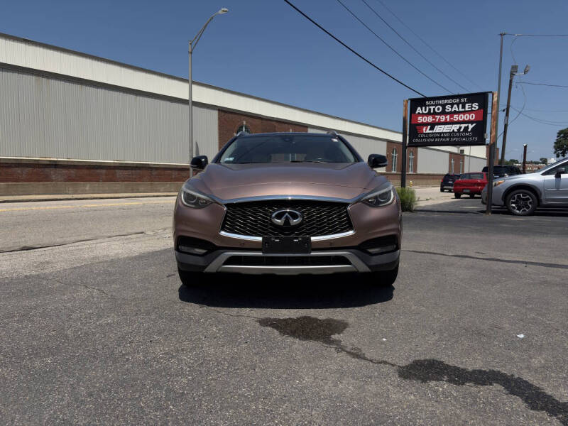 2018 Infiniti QX30 Premium