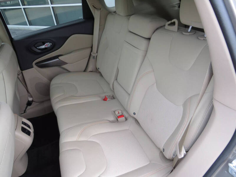 2019 Jeep Cherokee Latitude