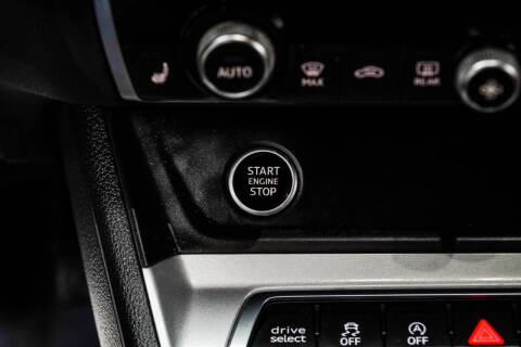 2022 Audi Q3 quattro Premium 40 TFSI