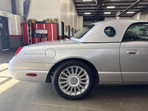 2004 Ford Thunderbird Deluxe